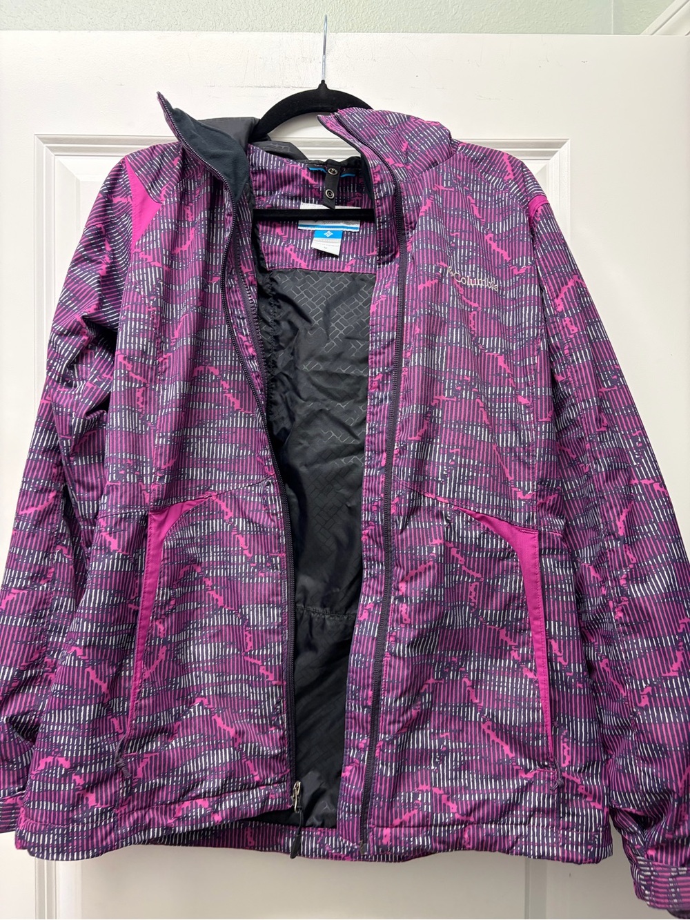 Women’s Columbia Pink Patterned Insulated Jacket Medium